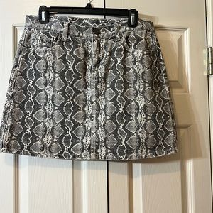Blank NYC The Jane Gray And Cream Snakeskin Print Denim A Line Mini Skirt 29